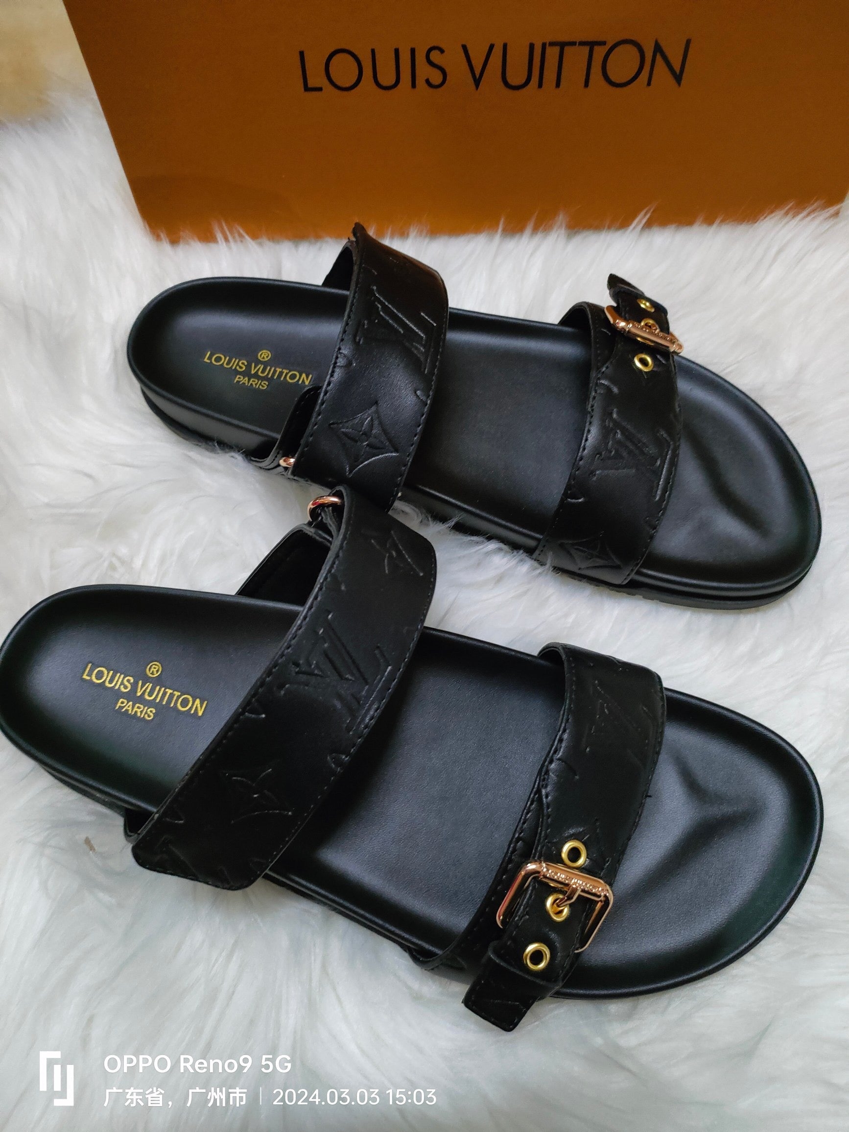 LV LOCK IT SANDALS IN BLACK EMBOSSED CALFSKIN