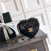 CC HEART QUILTED SHOULDER BAG 19 IN BLACK CALFSKIN TP3