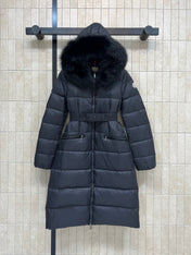MONCLER HOODED PUFFER JACKET IN BLACK STYLE 124