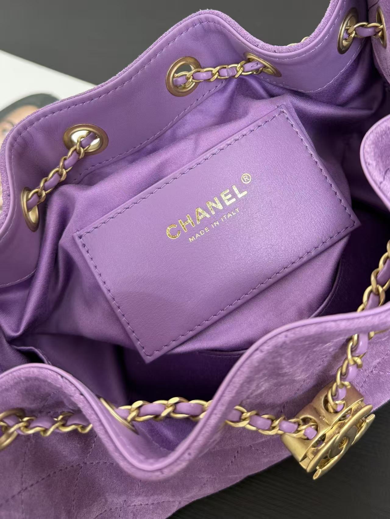 CHANEL 26S HOBO BAG 22 IN PURPLE CALFSKIN