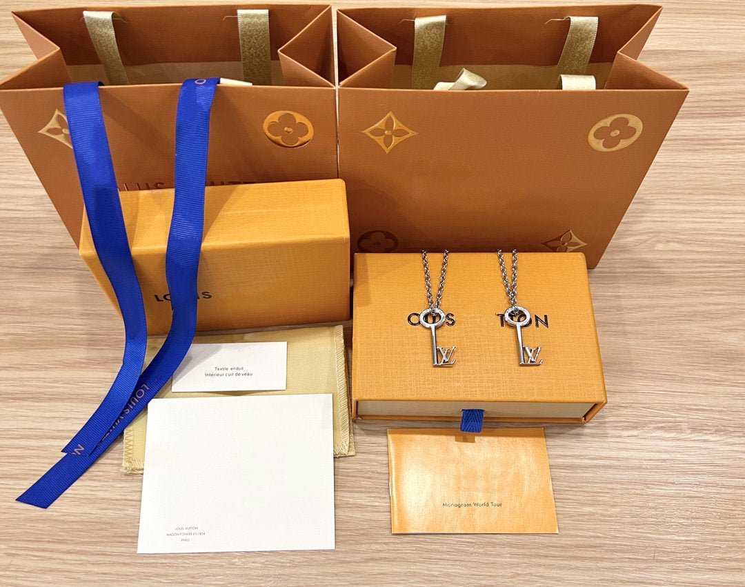 LV KEY PENDANT