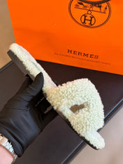 0RAN SANDAL SHEARLING LIGHT GREEN