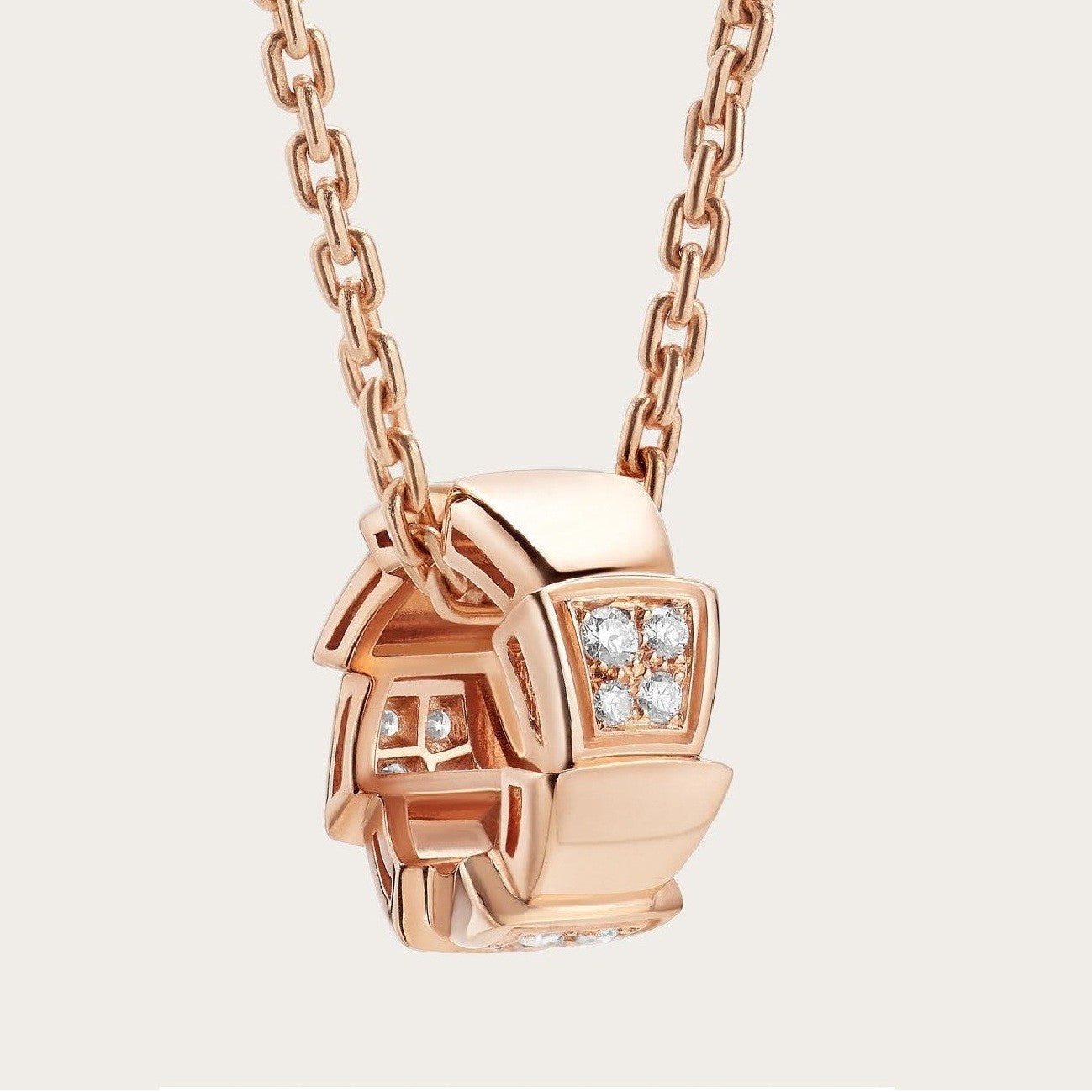 bulgari-serpenti-viper-diamonds_a2aadc81-b239-48ad-9115-c602d722e4c3.jpg
