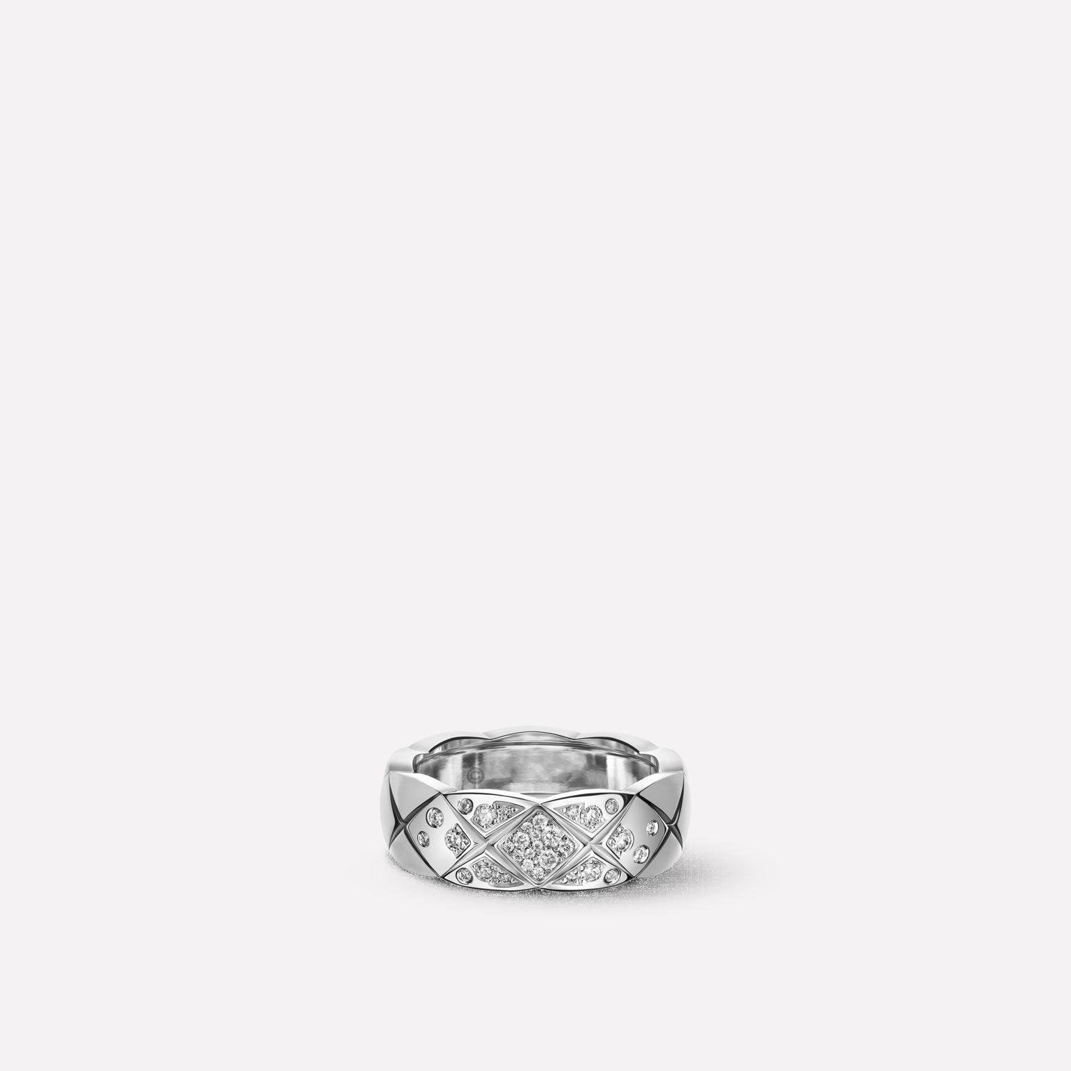 chanel-coco-crush-ring-quilted-motif-small-version-18k-white-gold-diamonds-j10865_4ce964e7-544b-43e4-9062-6c70b2a32bbb.jpg