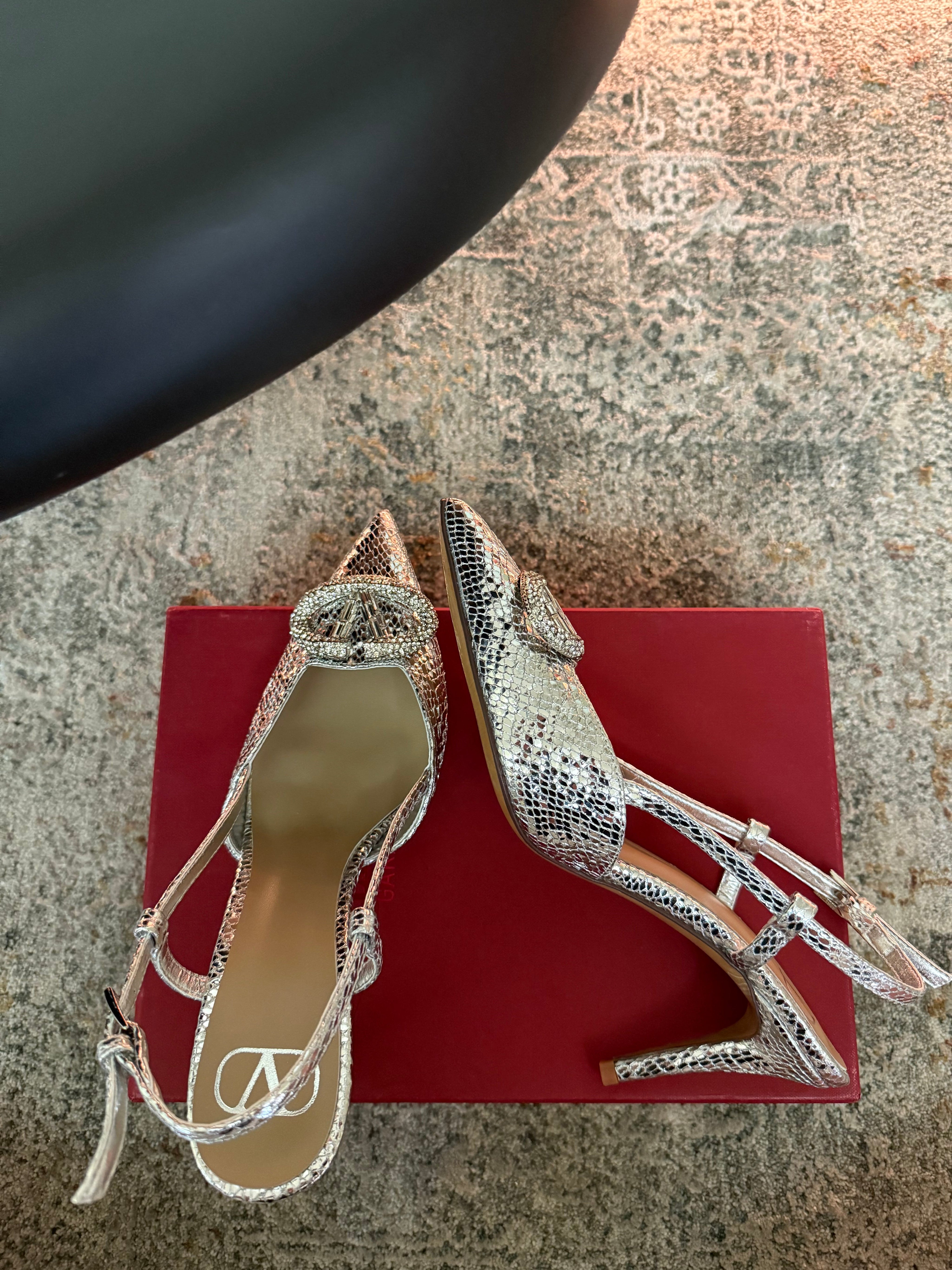 VALENTINO 26S SLINGBACKS 75 MM IN METALLIC SILVER SNAKESKIN