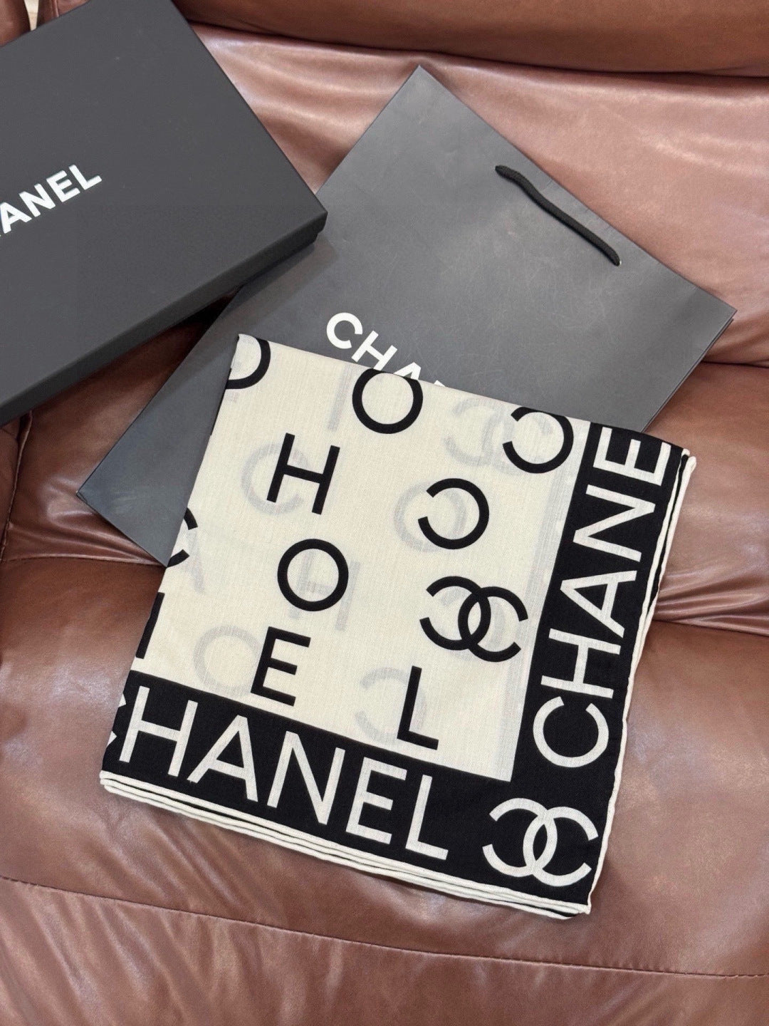 CHANEL 26S SCARF 135 IN CASHMERE AND SILK 309347