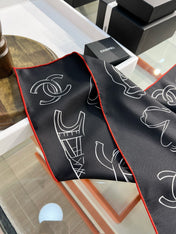 CHANEL 26S SCARF 90 IN SILK 309929