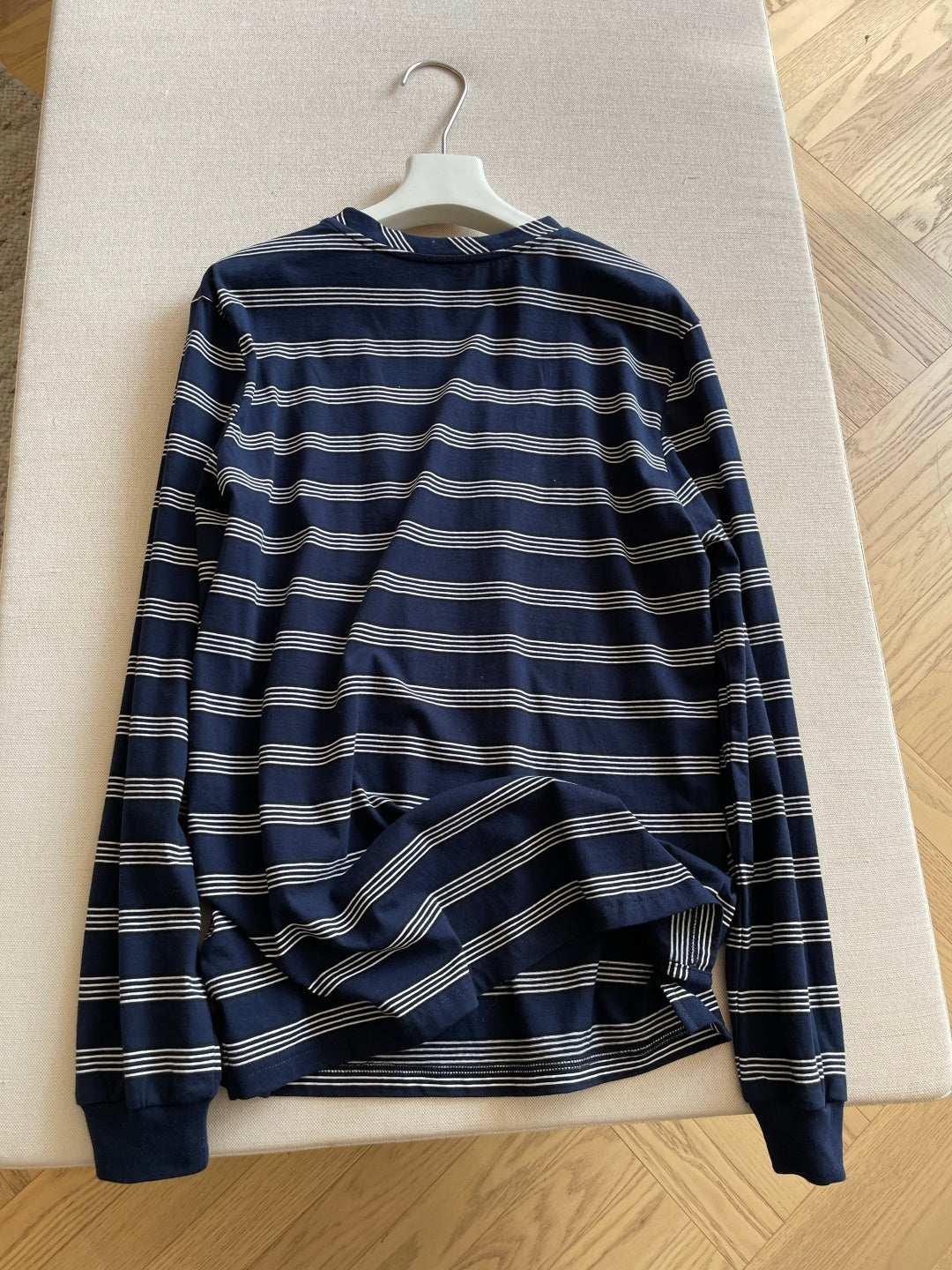 CELINE 26S LONG-SLEEVE T-SHIRT 686