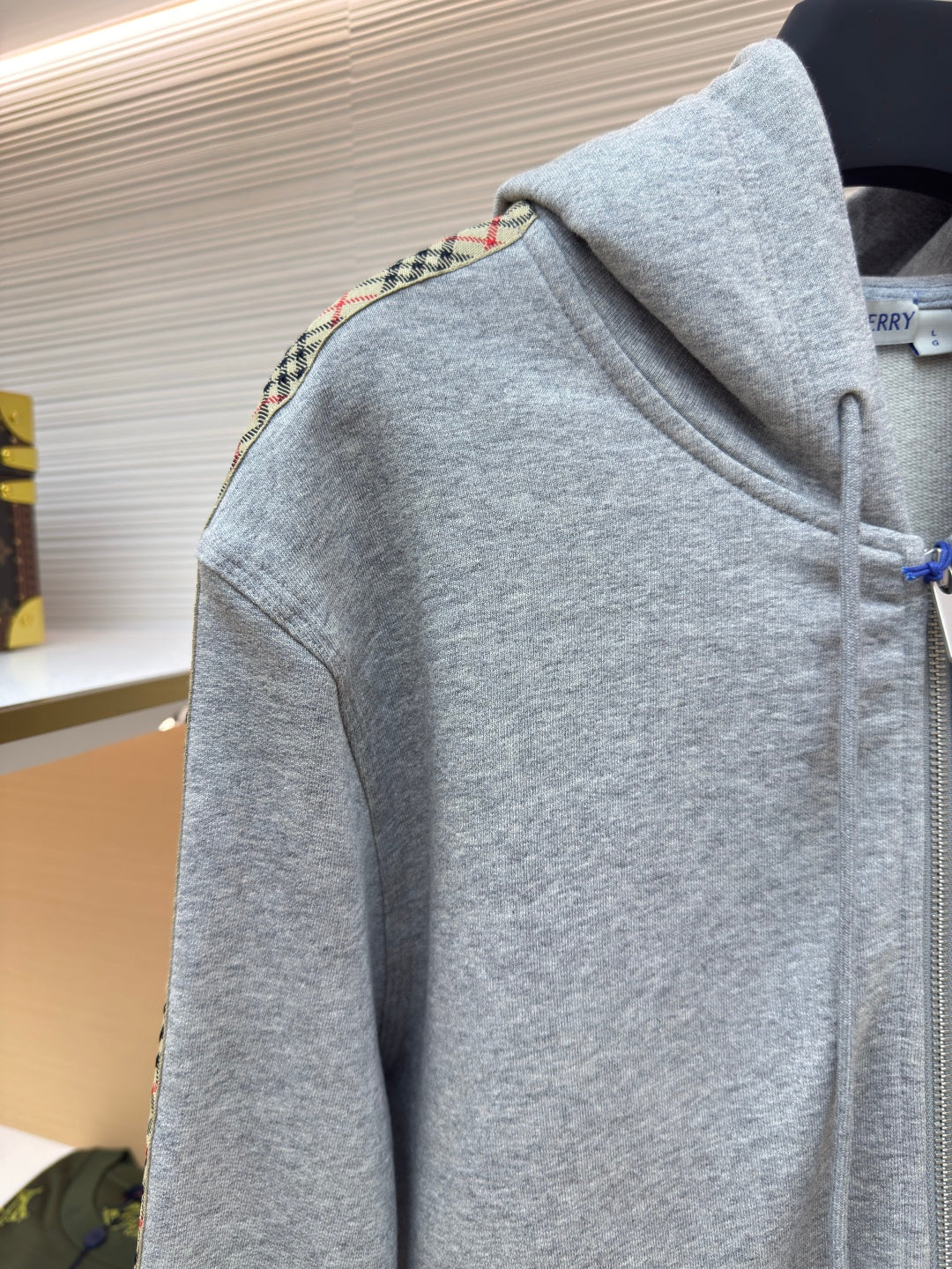 BURBERRY 26S HOODIE JACKET 433