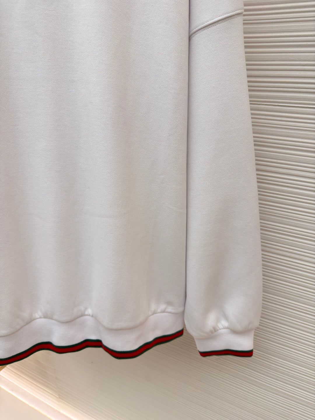 GUCCI 26S SWEATSHIRT 233