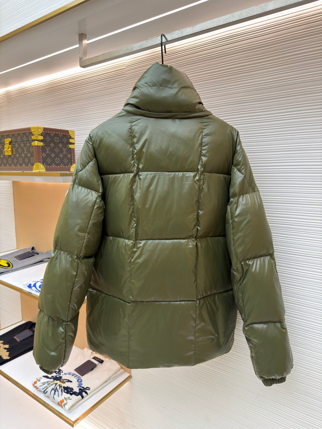 MONCLER 25S DOWN JACKET 435