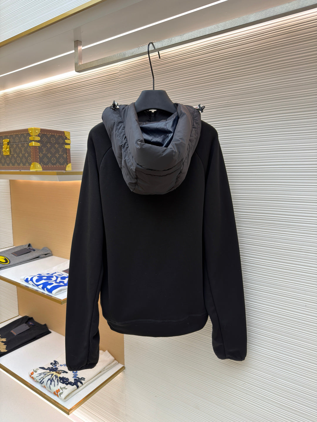 MONCLER 25S JACKET 353