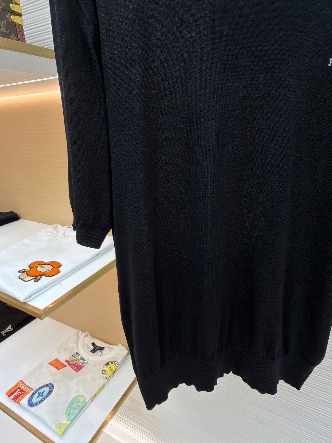PRADA 26S SHORT-SLEEVED SWEATER STYLE 879