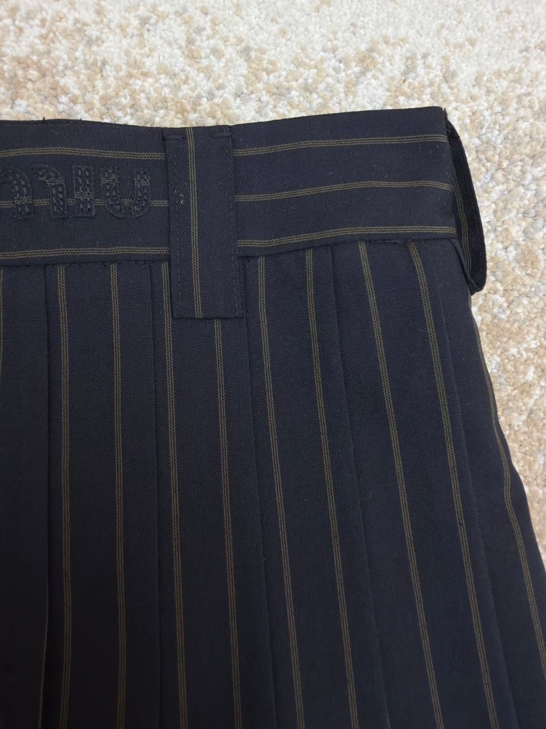 MIUMIU 26S PLEATED MINI SKIRT STYLE 1091