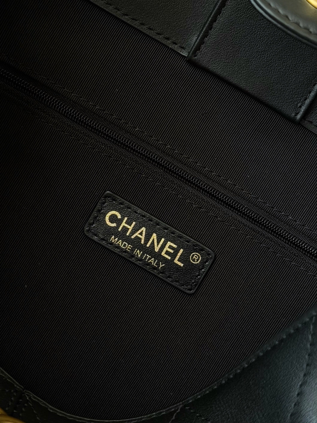 CHANEL 25S HOBO BAG 36 IN BLACK LAMBSKIN WITH GOLD HARDWARE