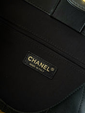CHANEL 25S HOBO BAG 36 IN BLACK LAMBSKIN WITH GOLD HARDWARE