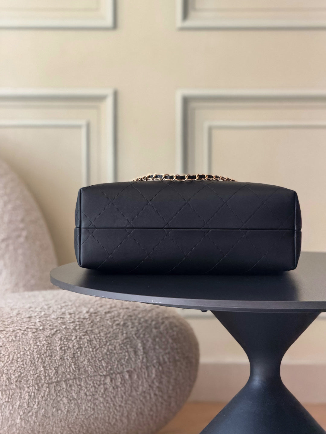 CHANEL 25S HOBO BAG 36 IN BLACK LAMBSKIN WITH GOLD HARDWARE