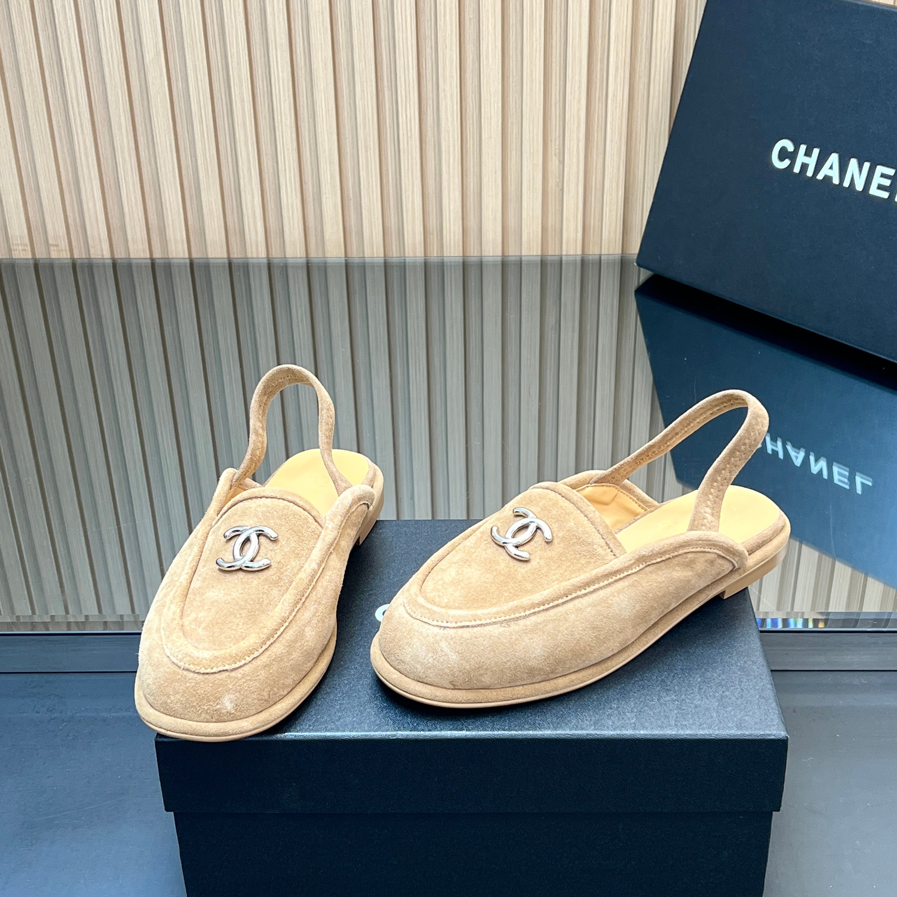 CHANEL 25S BACK STRAP MULE 15MM IN LIGHT BROWN SUEDE SILVER HARDWARE