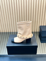 CHANEL 25S LOW BOOTS 65MM IN BEIGE CALFSKIN GOLD HARDWRE