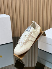 CHLOÉ 26S SNEAKERS IN CREAM WHITE CALFSKIN AND LIGHT PINK SUEDE
