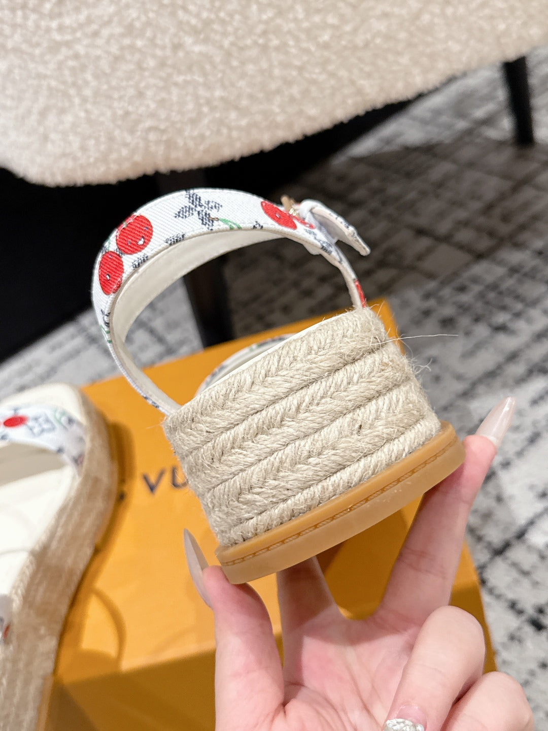 LV PLATFORM ESPADRILLE SANDALS 25S IN WHITE DENIM