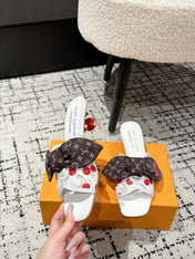 LV CHERRY HIGH HEELS 25S IN WHITE CALFSKIN WITH BOW STYLE 9