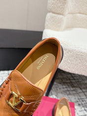 VLTN LOAFER 25S IN BROWN CALFSKIN WITH GOLD HARDWARE