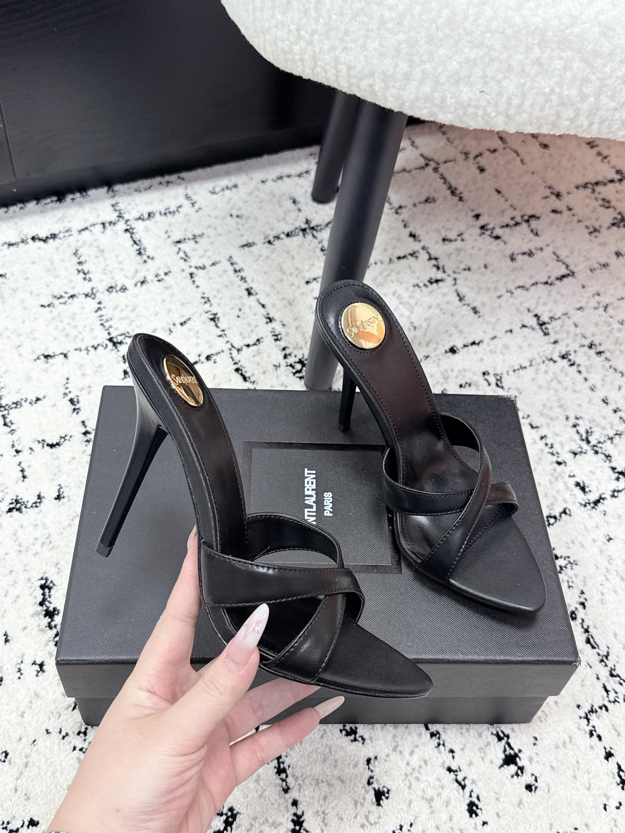 YSL 26S HEELED SANDALS 95 MM IN BLACK CALFSKIN WITH CROSS STRAP
