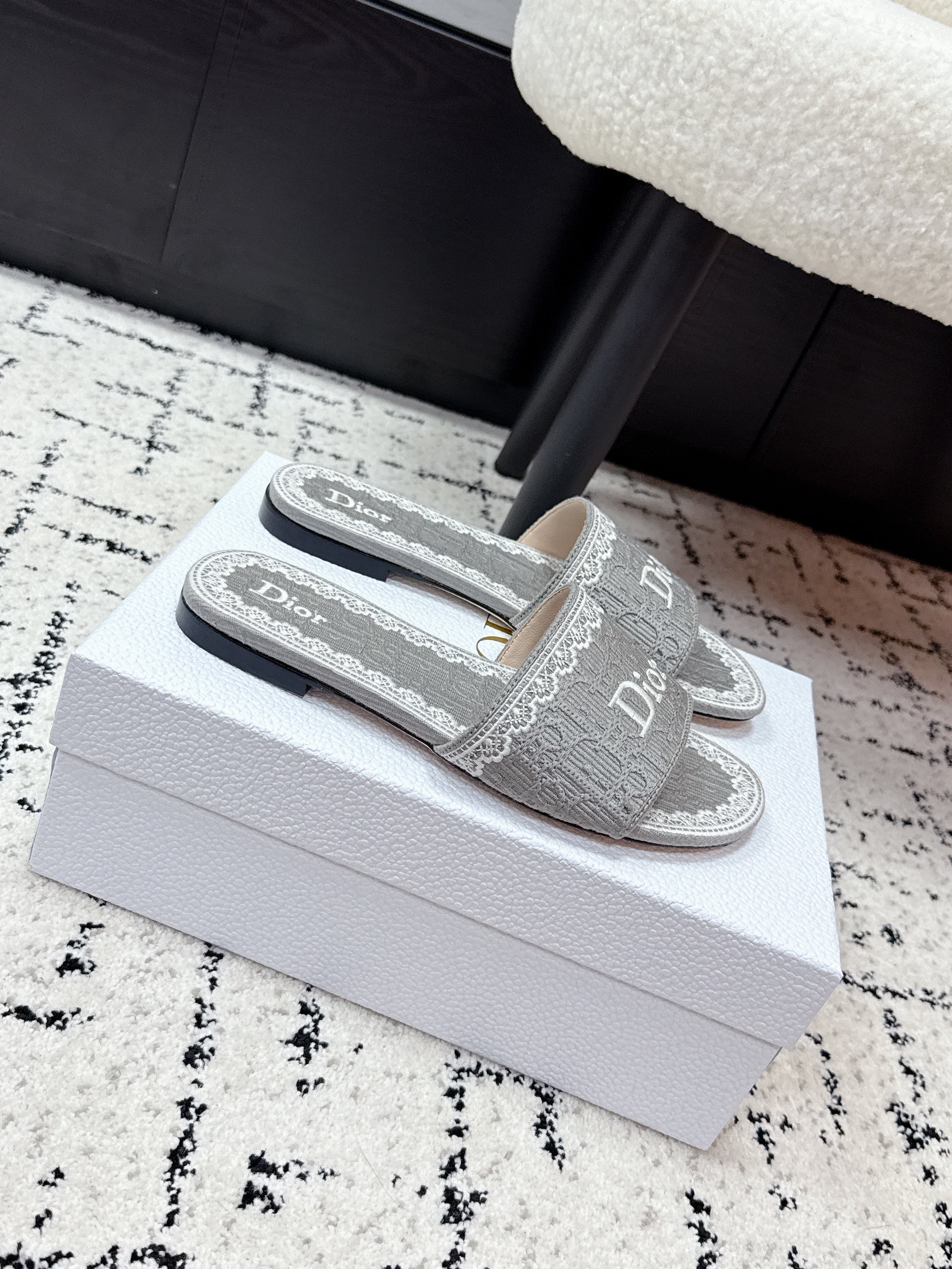DIOR 26S SLIDES IN GREY EMBOSSED OBLIQUE LACE EMBROIDERY
