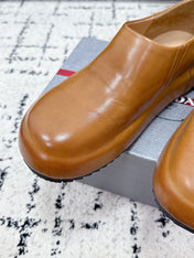 PRADA 26S SLIP ON SHOES IN WARM BROWN SMOOTH CALFSKIN