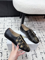CHLOÉ 26S FLAT SHOES IN BLACK CALFSKIN WITH METAL STUDS