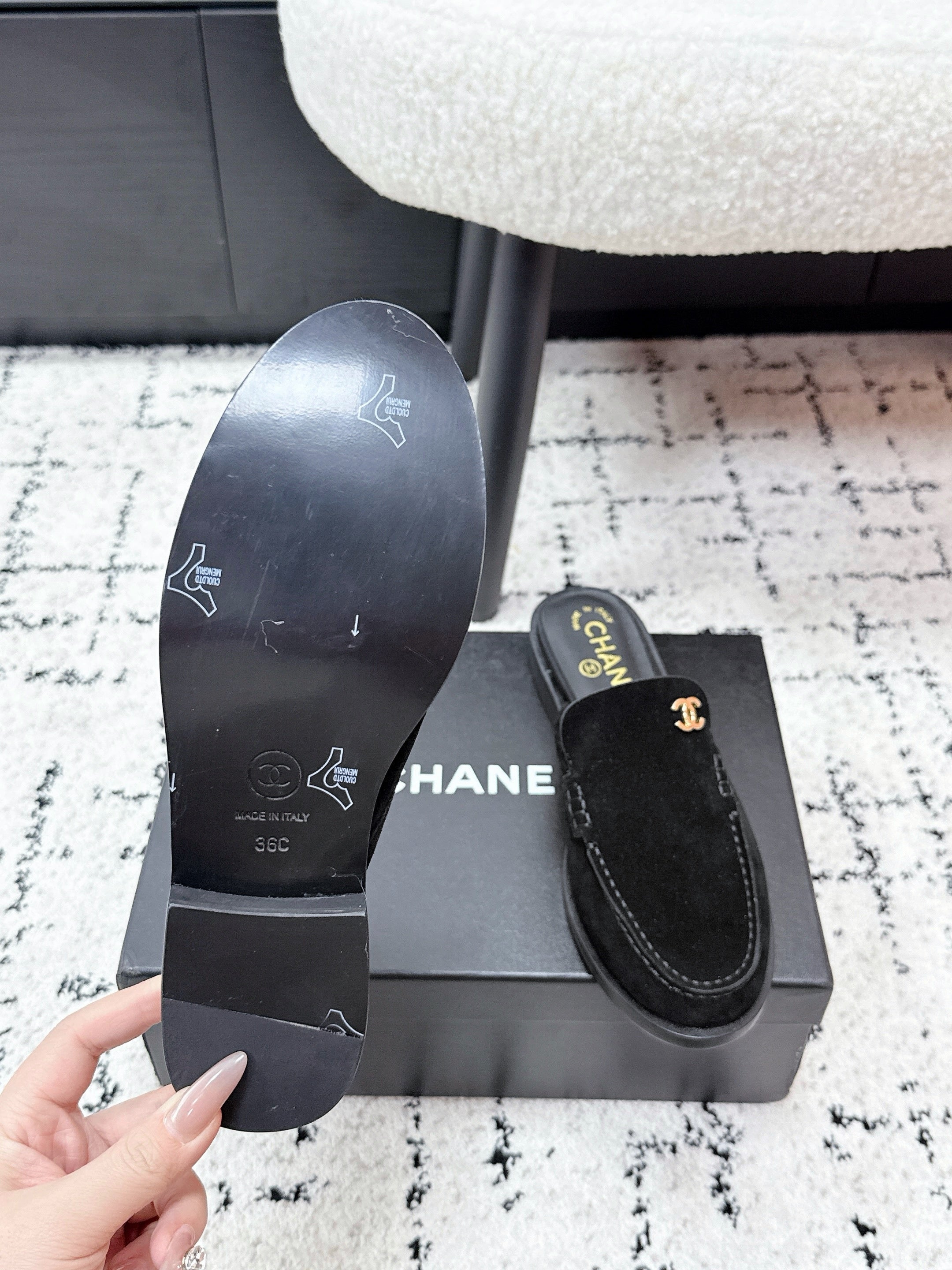 CHANEL 26S MULE LOAFERS IN BLACK SUEDE WITH CC LOGO