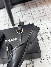 CHANEL 26S SLINGBACK LOAFERS IN BLACK PATENT CALFSKIN WITH CC LOGO