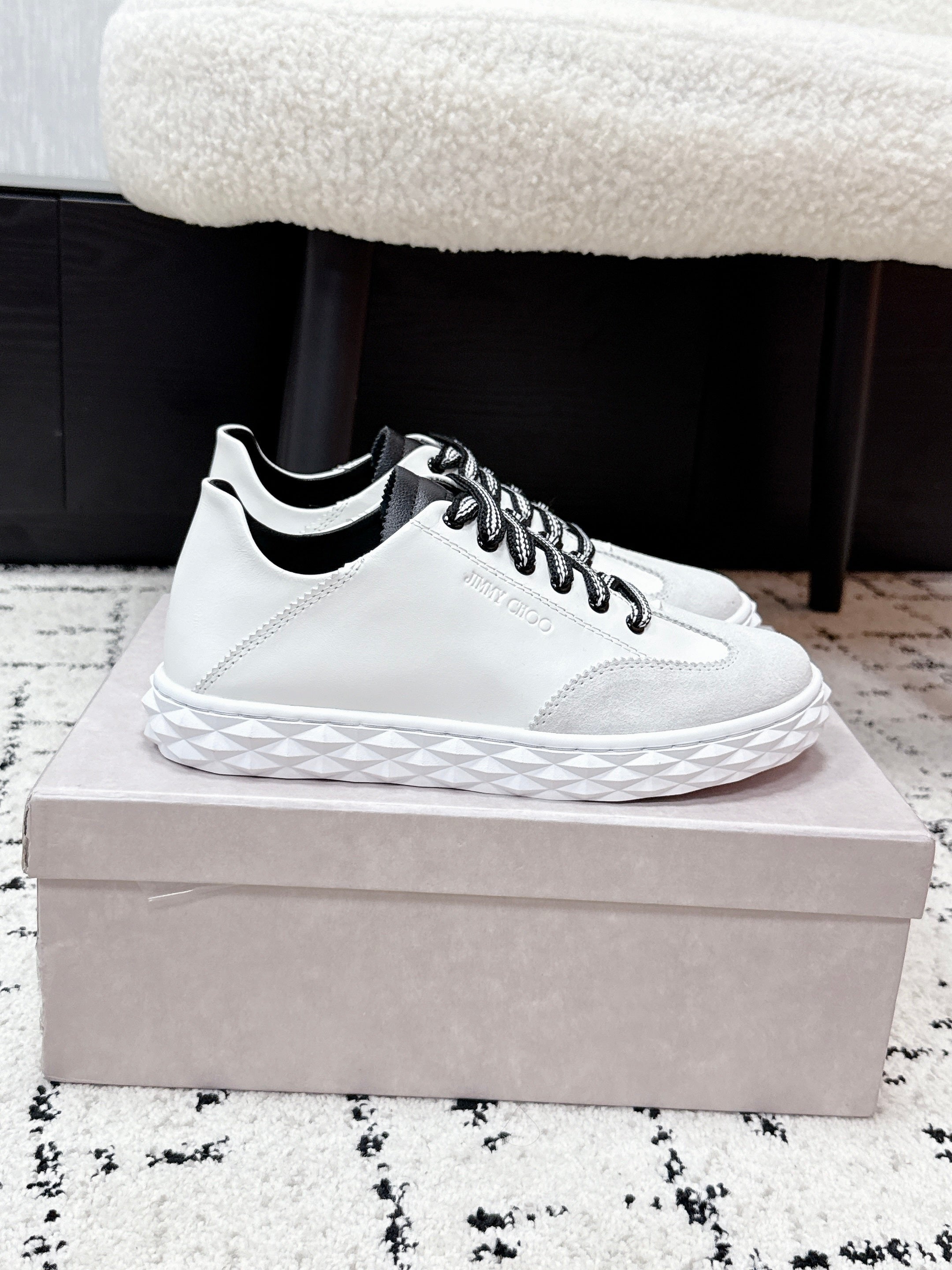 JIMMY CHOO 26S SNEAKERS IN WHITE SUEDE WITH BLACK LACES