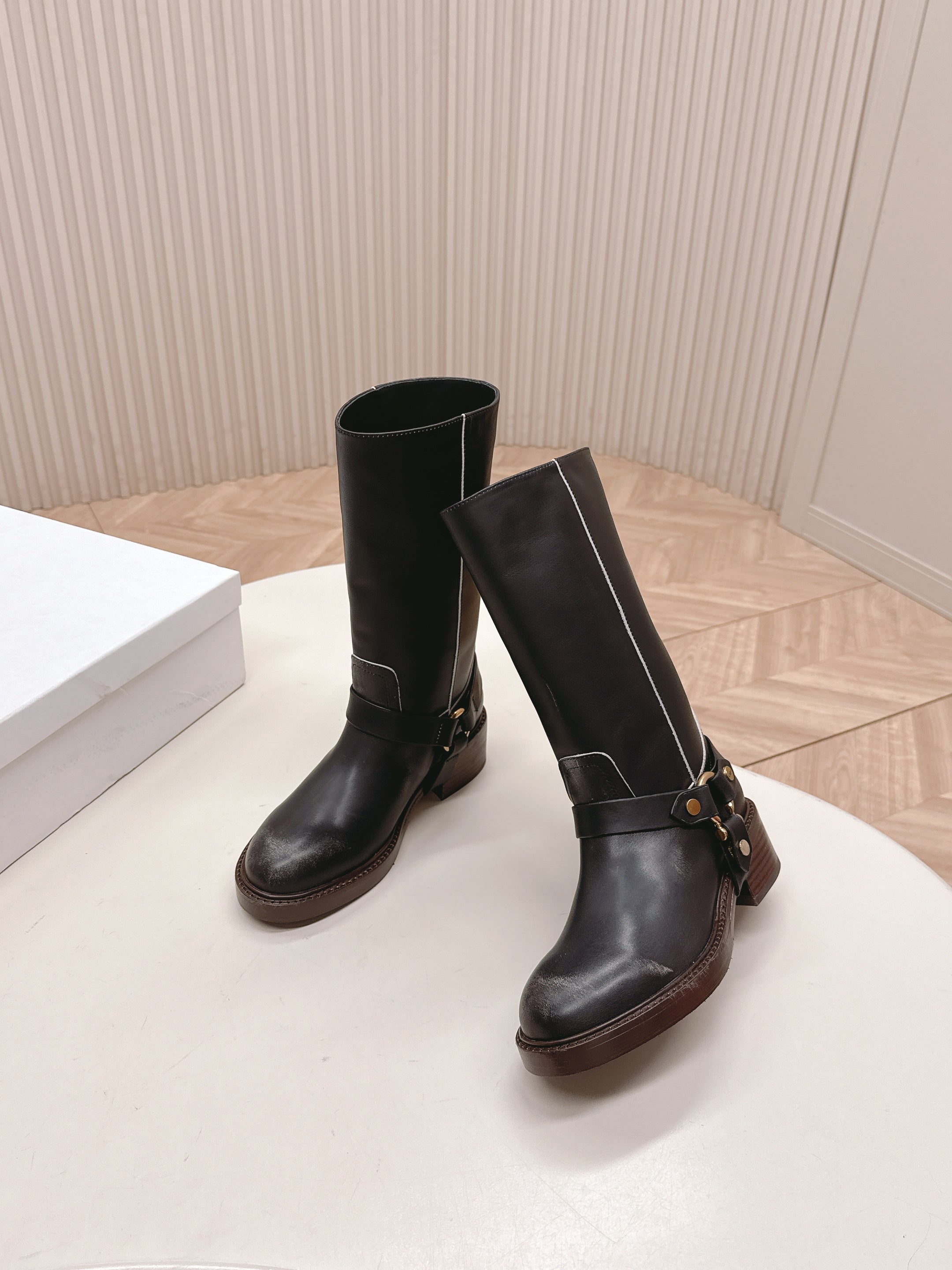 CHLOÉ 26S BOOTS 45 MM IN BLACK CALFSKIN
