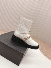 CHANEL ANKLE BOOTS 25S IN WHITE LAMBSKIN WITH GOLD HARDWARE