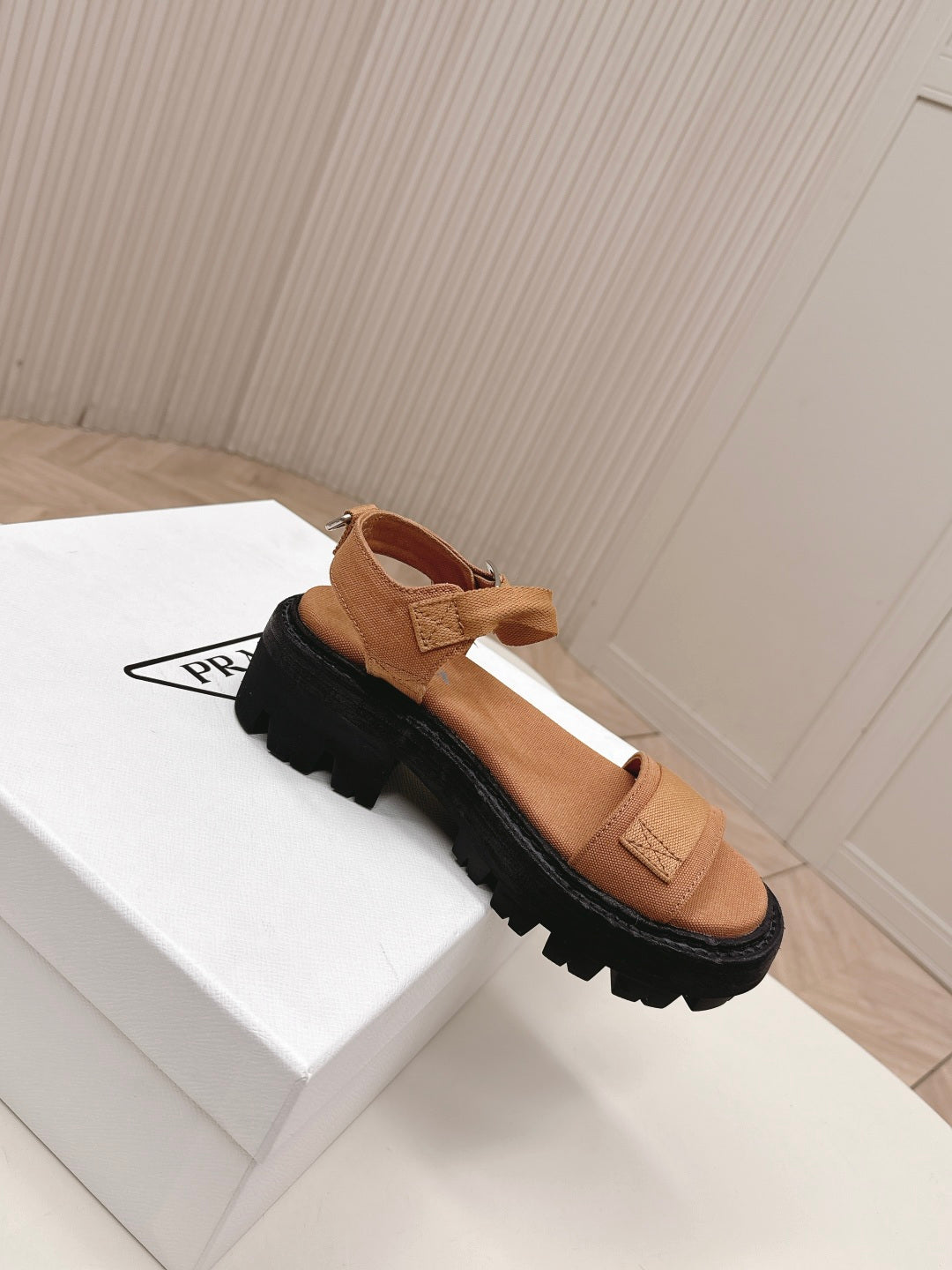 PRADA 26S SINGLE STRAP CHUNKY SOLE SANDALS IN CARAMEL BROWN CANVAS