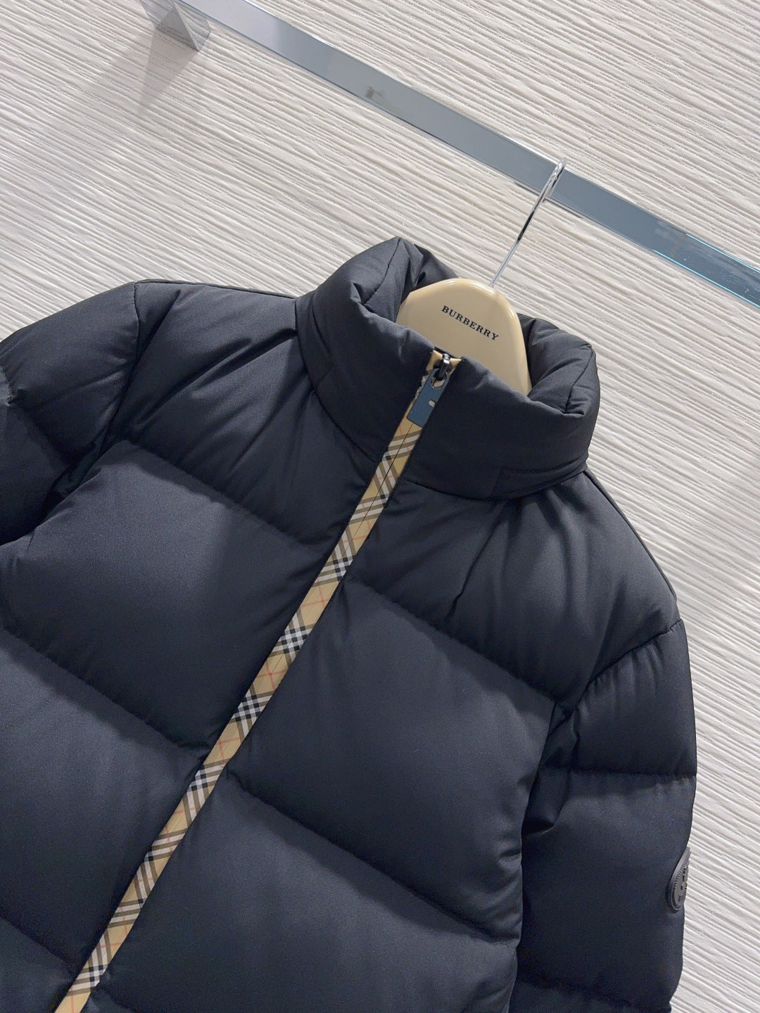 BURBERRY 25S DOWN JACKET 311