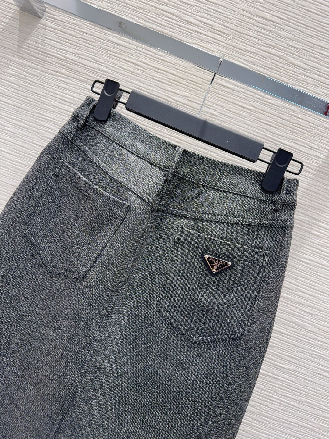 PRADA 26S MIDI SKIRT 634