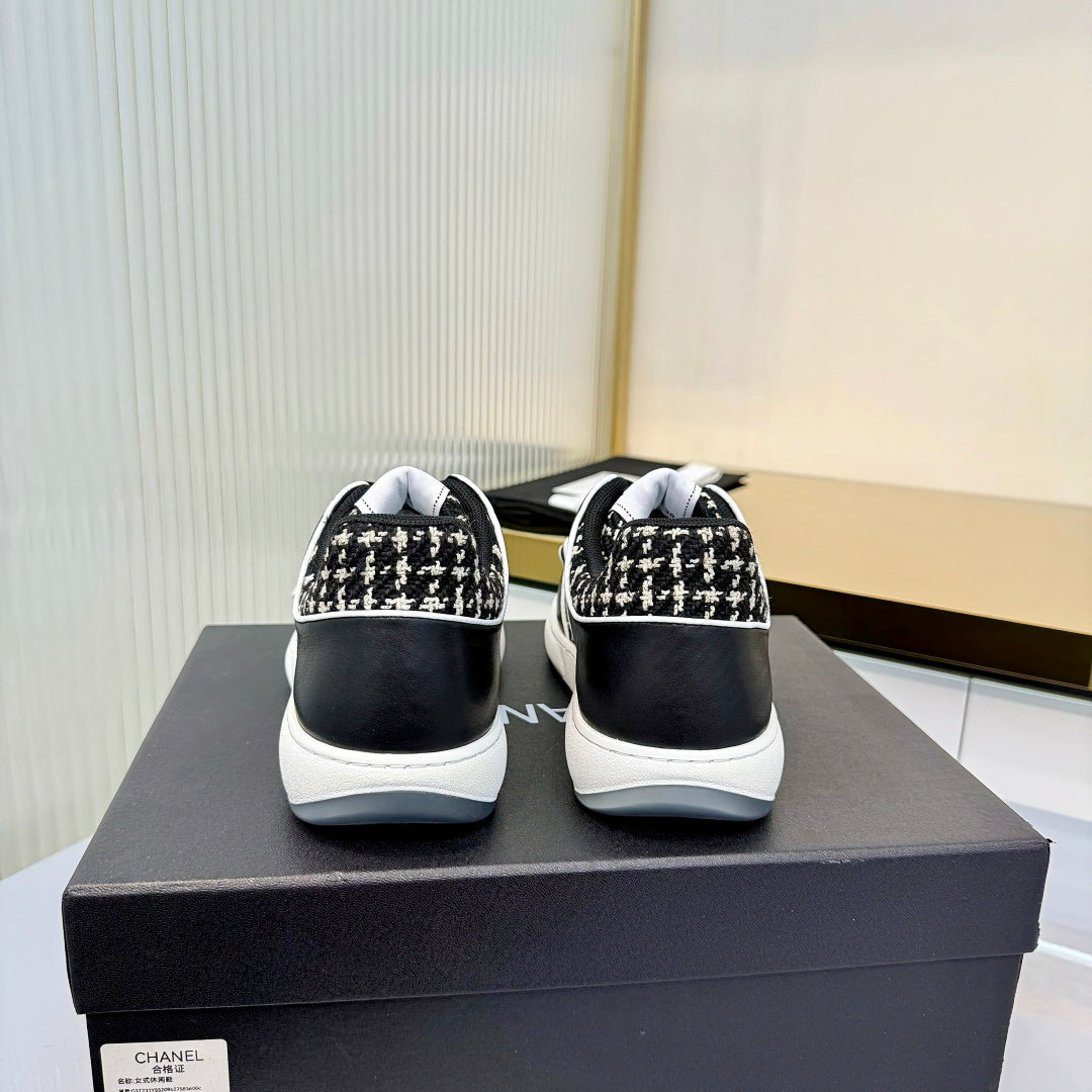 CHANEL 26S SNEAKERS IN BLACK MIX WHITE TWEED AND CALFSKIN