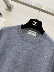 CHANEL 26S SHORT-SLEEVE SWEATER STYLE 1028