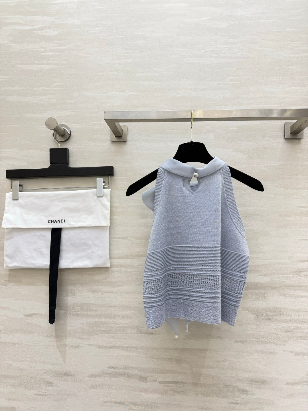 CHANEL 26S BOW-NECK SLEEVELESS KNIT TOP 1426