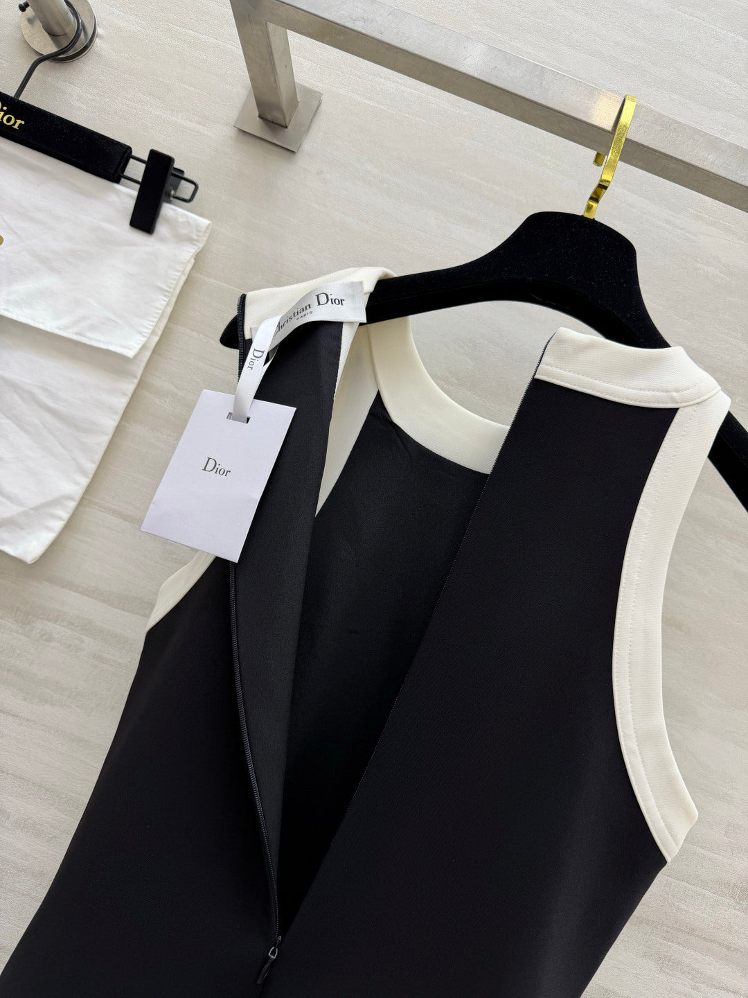 DIOR 26S SLEEVELESS A-LINE DRESS 1401