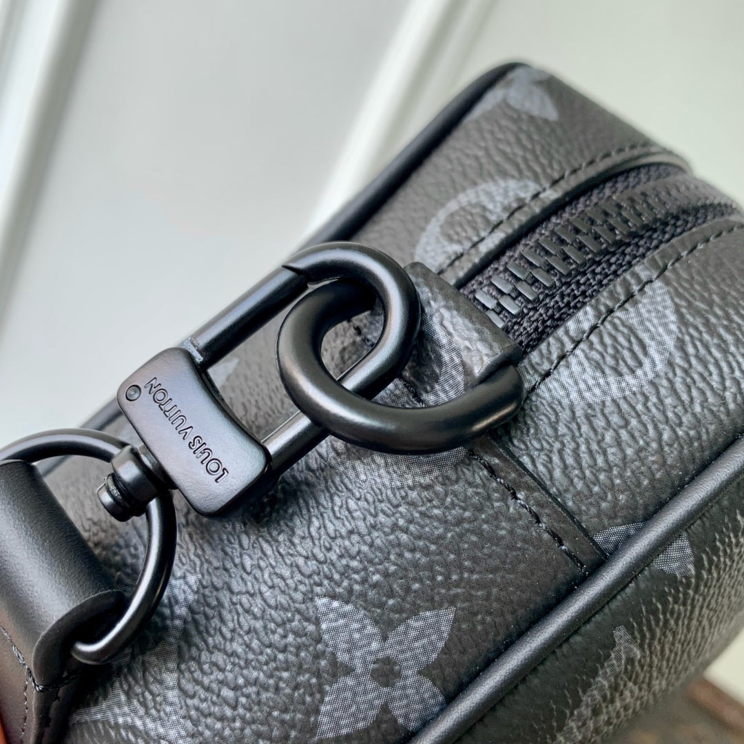 TROCADERO BAG 20 IN BLACK MONOGRAM ECLIPSE CANVAS
