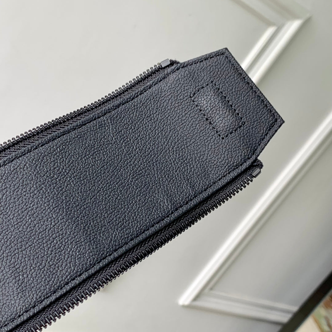 DOPP KIT 28 IN LIGHT GREY MONOGRAM SHADOW CALFSKIN