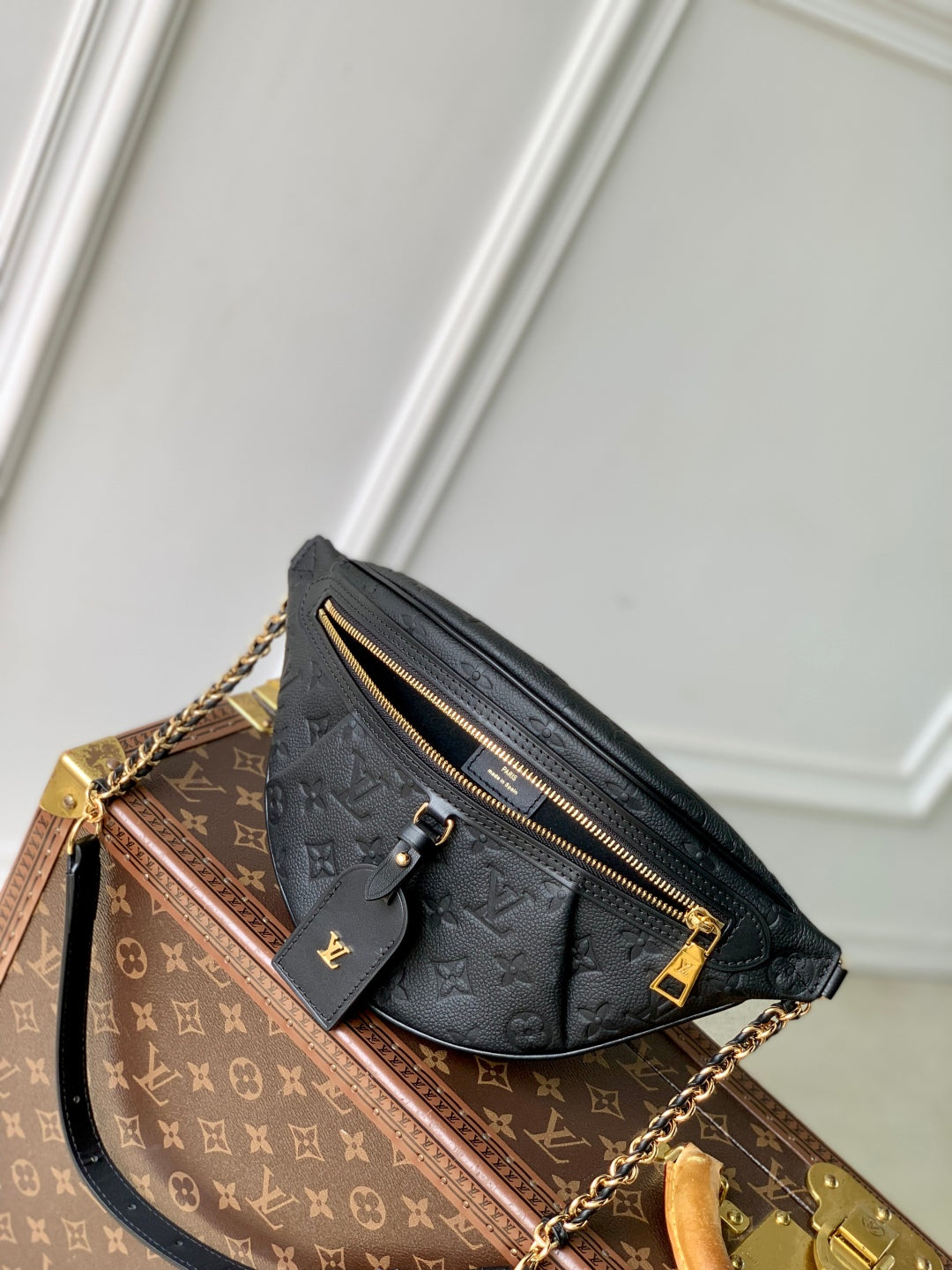 HIGH RISE 31 IN BLACK MONOGRAM EMPREINTE CALFSKIN EMBOSSED LOGO