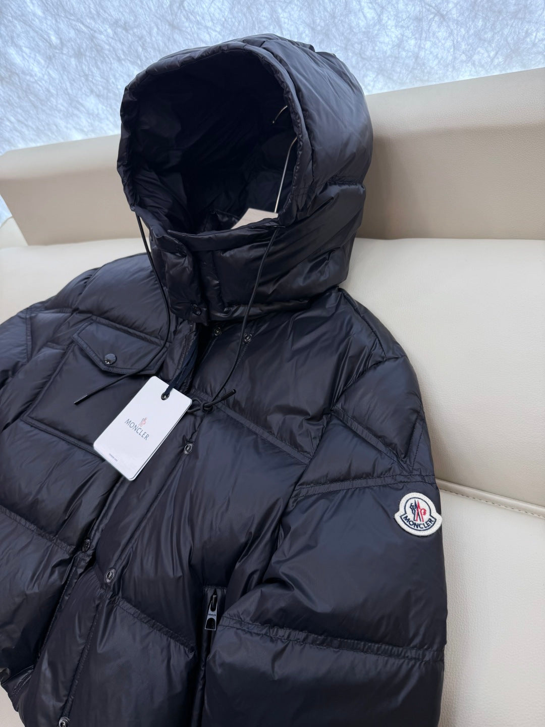 MONCLER 25S DOWN JACKET 332