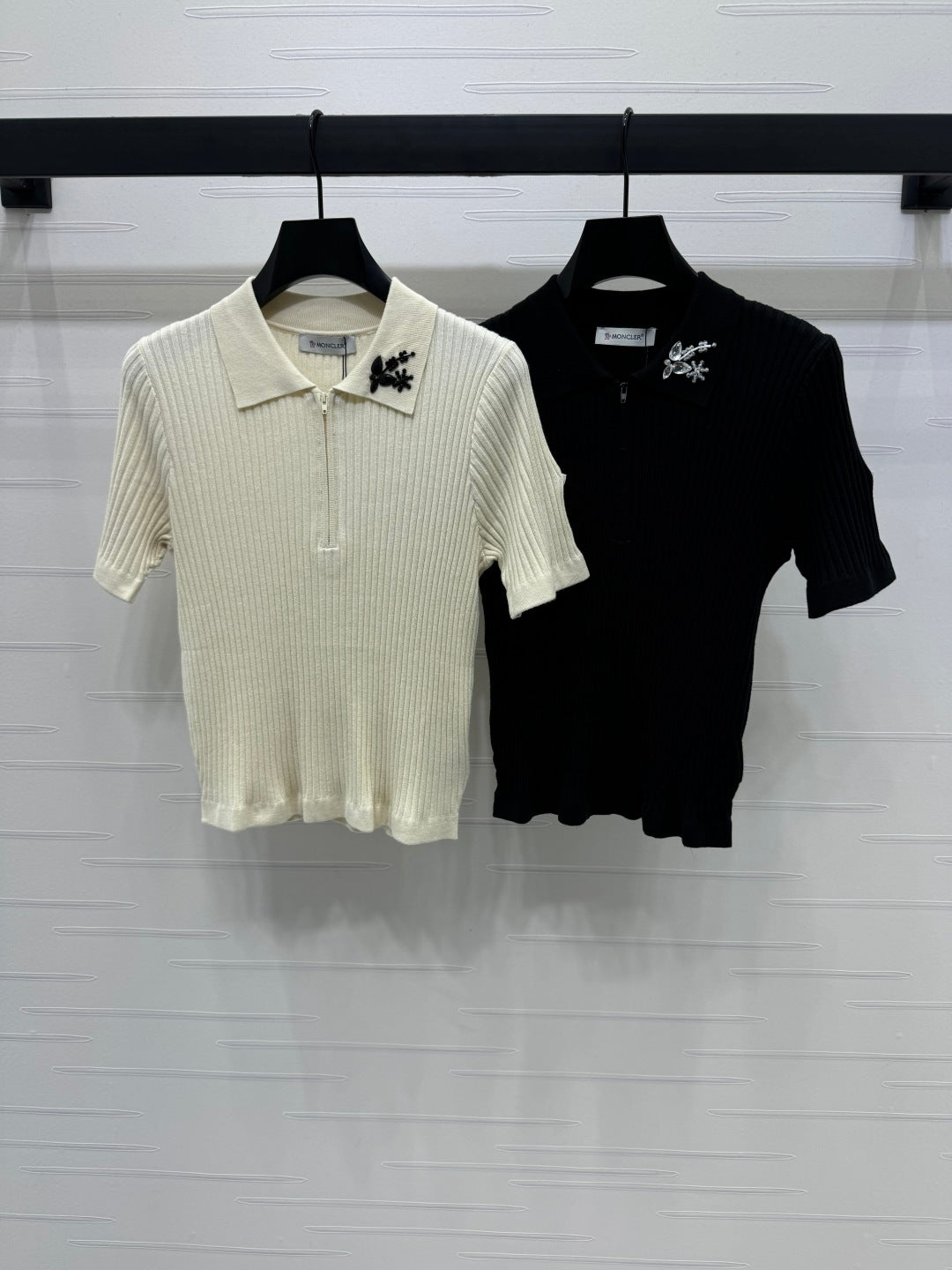 MONCLER 25S SHORT-SLEEVE KNIT TOP 255895