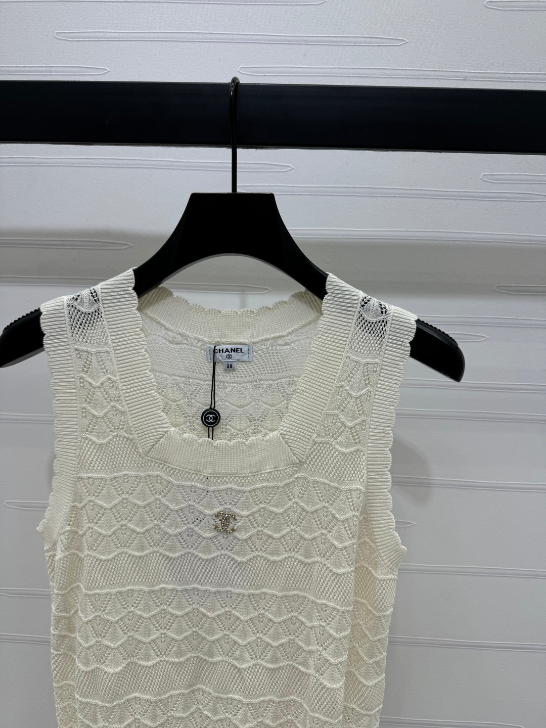 CHANEL 25S HOLLOW KNIT VEST 264154