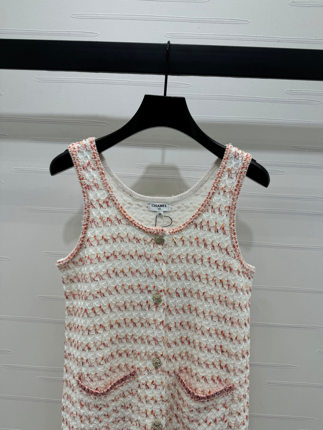 CHANEL 25S ROUND NECK KNIT DRESS WITH PEARL TAG 264026
